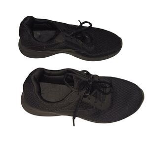 Unknown Brand of Women's Black Size 9W running shoes